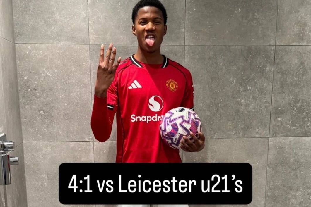 曼联小妖独中四元，下赛季欲替代齐尔克泽！卡里克之子看球险遭驱逐